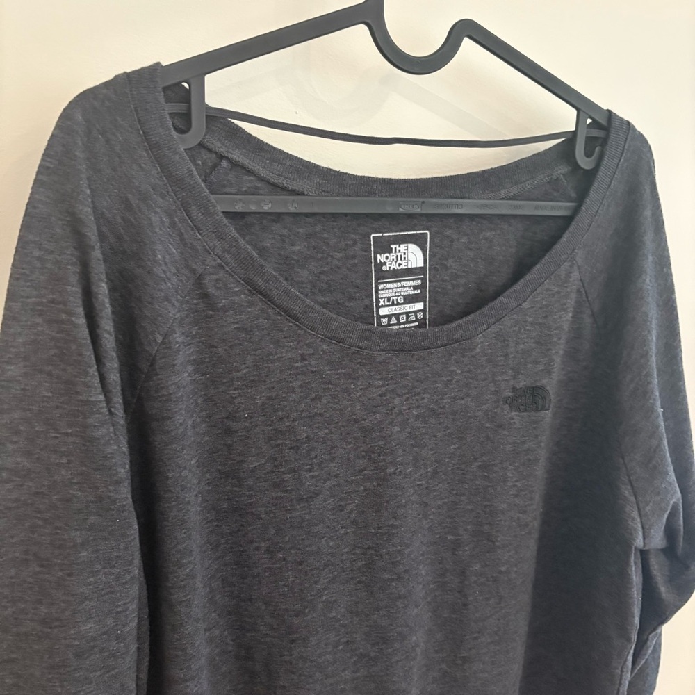 The North Face 3/4 Sleeve Tee - Picture 3 of 6